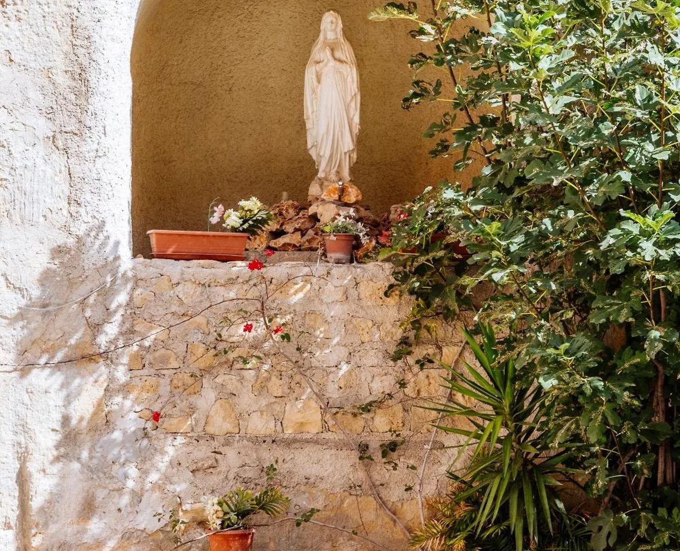 Casa Vacanza Napoli Tourist Experience Apartment Naples
